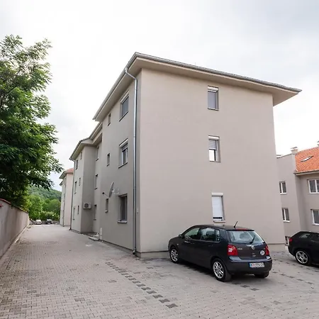 Borici アパート *